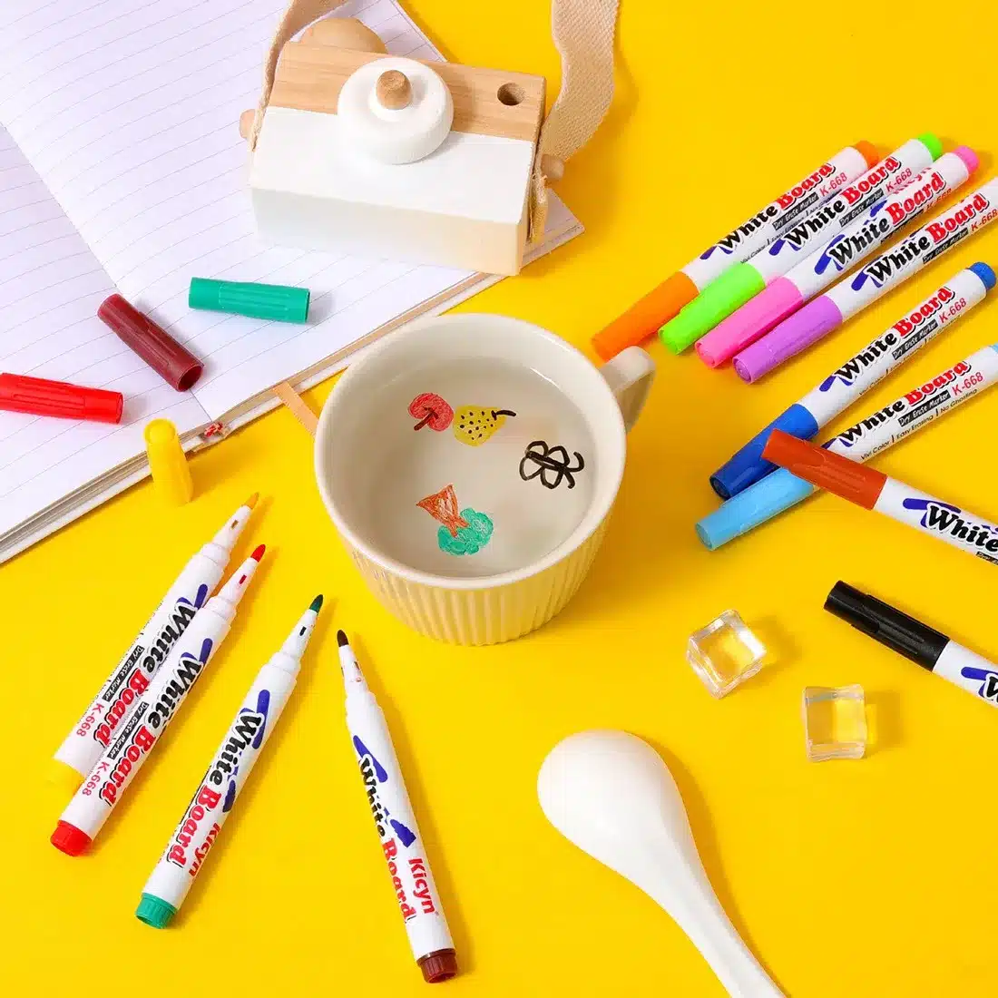 Stylos encre flottante pour dessin magique