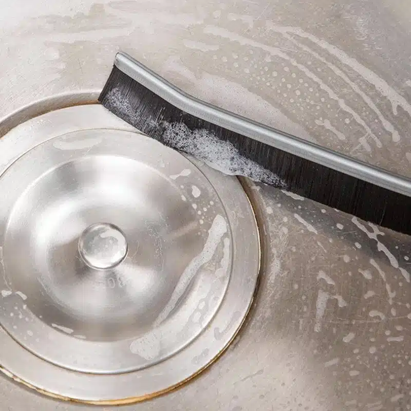 Nettoyeur de crevasses pour salle de bain et cuisine 02
